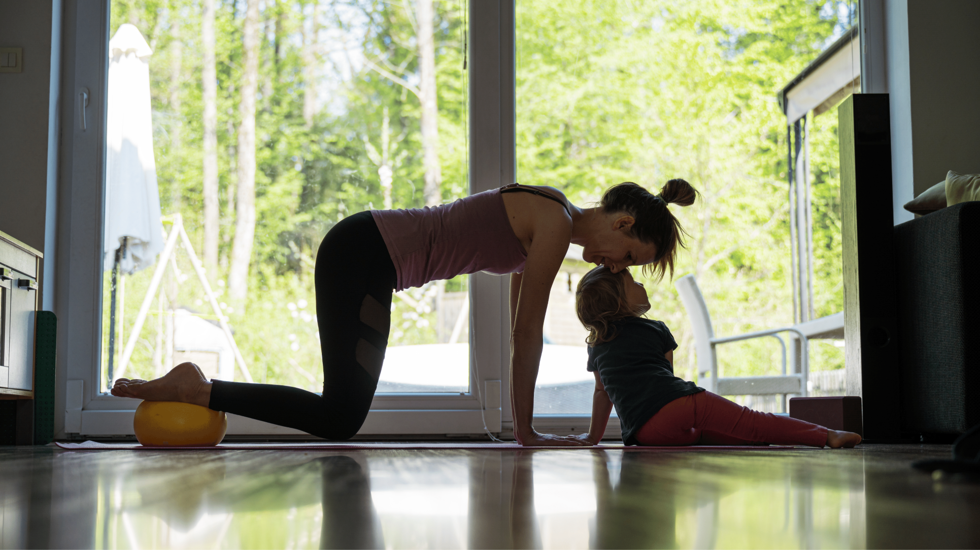 Why Moms and Expecting Moms Should Become Pilates Instructors
